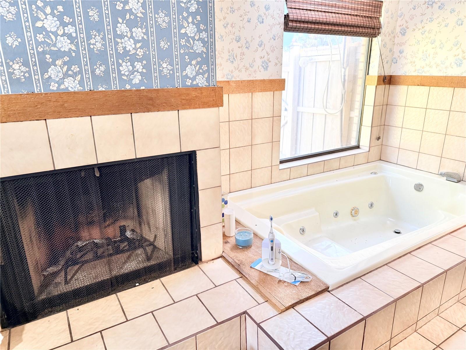 Image 25 of 39 For 1813 Maine Court