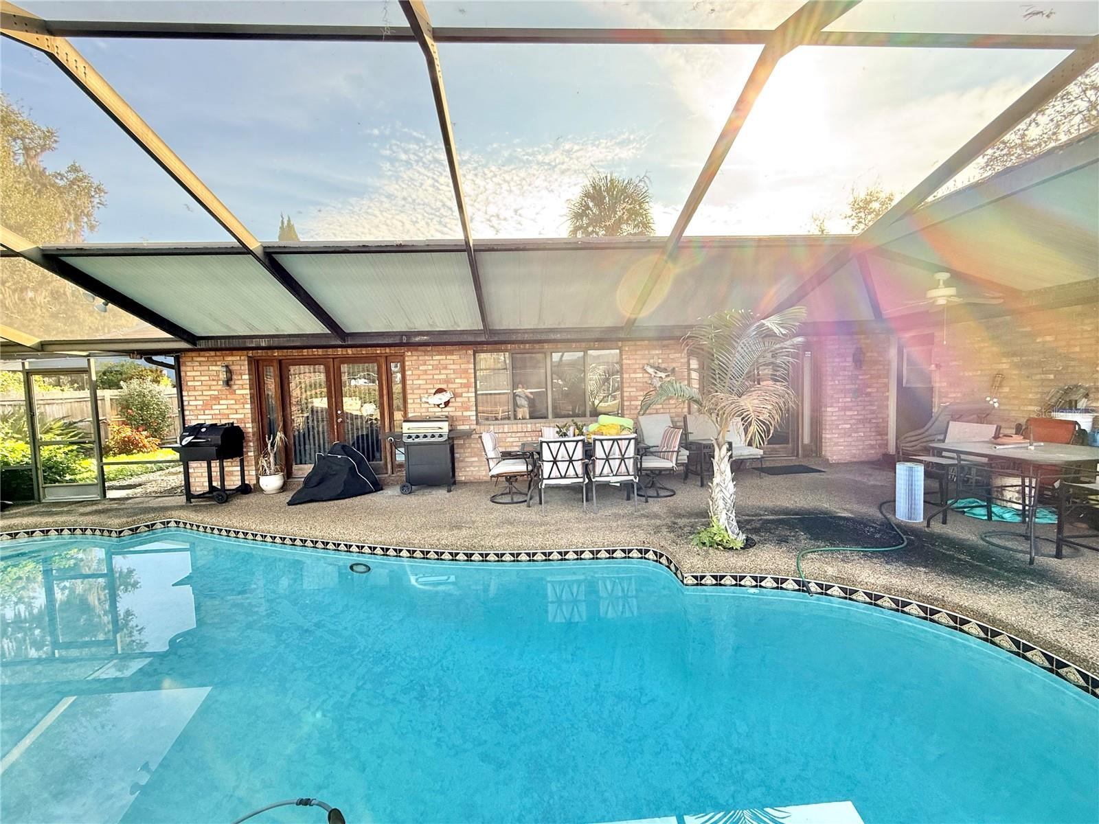 Image 28 of 39 For 1813 Maine Court