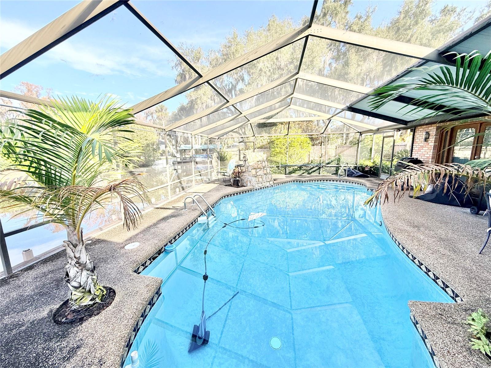 Image 3 of 39 For 1813 Maine Court