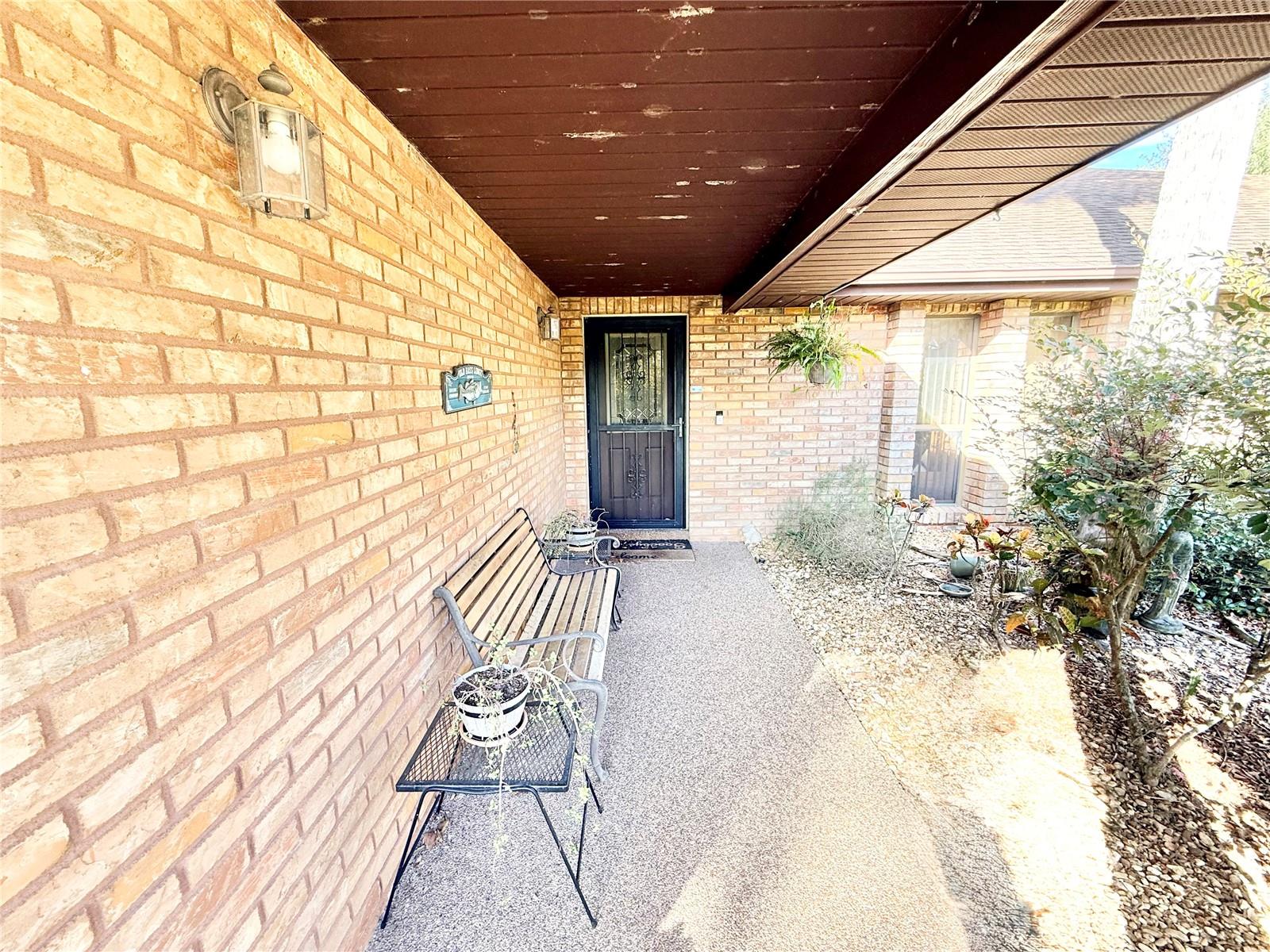 Image 38 of 39 For 1813 Maine Court