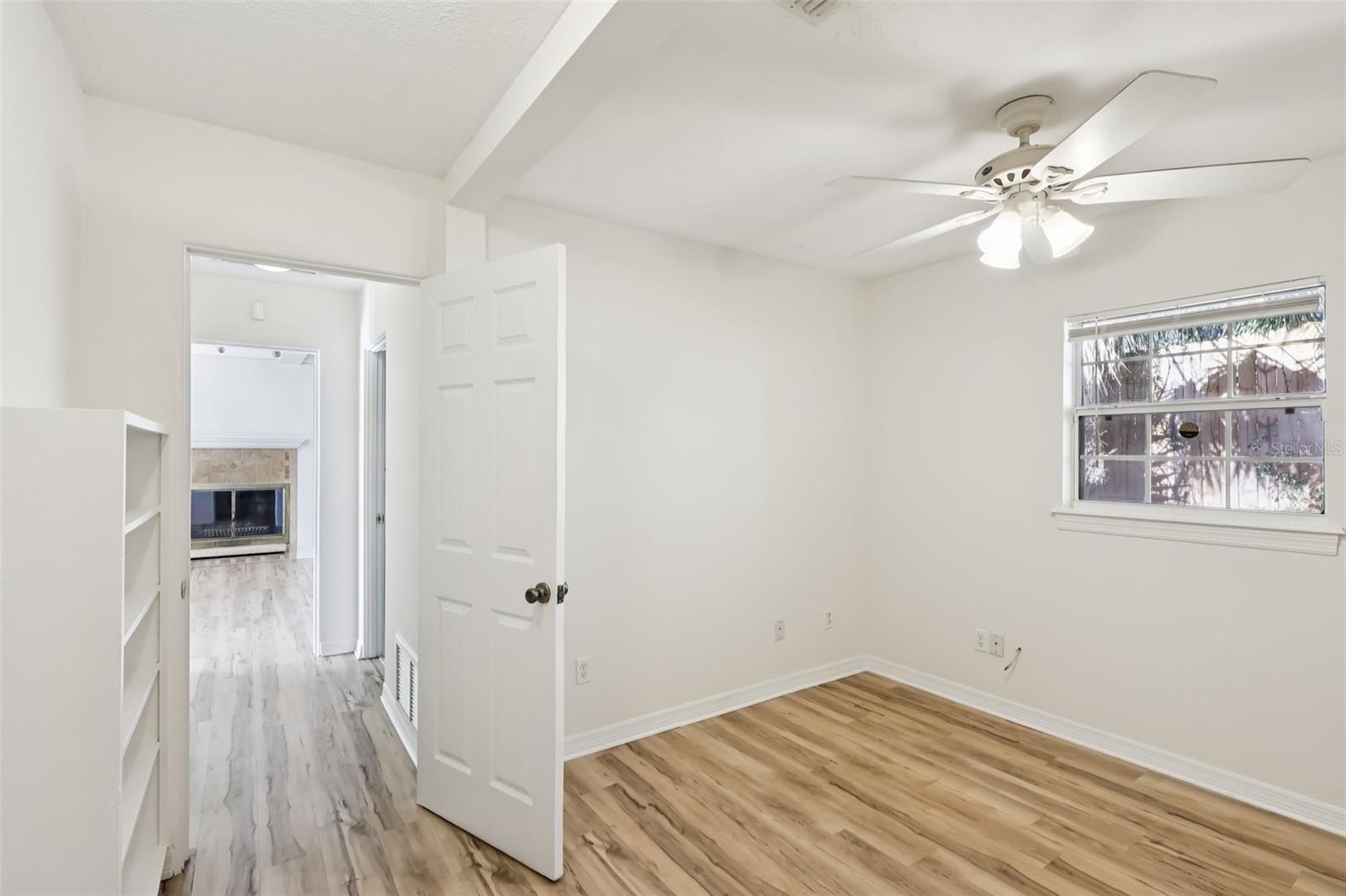 Image 24 of 43 For 131 Palmetto Avenue