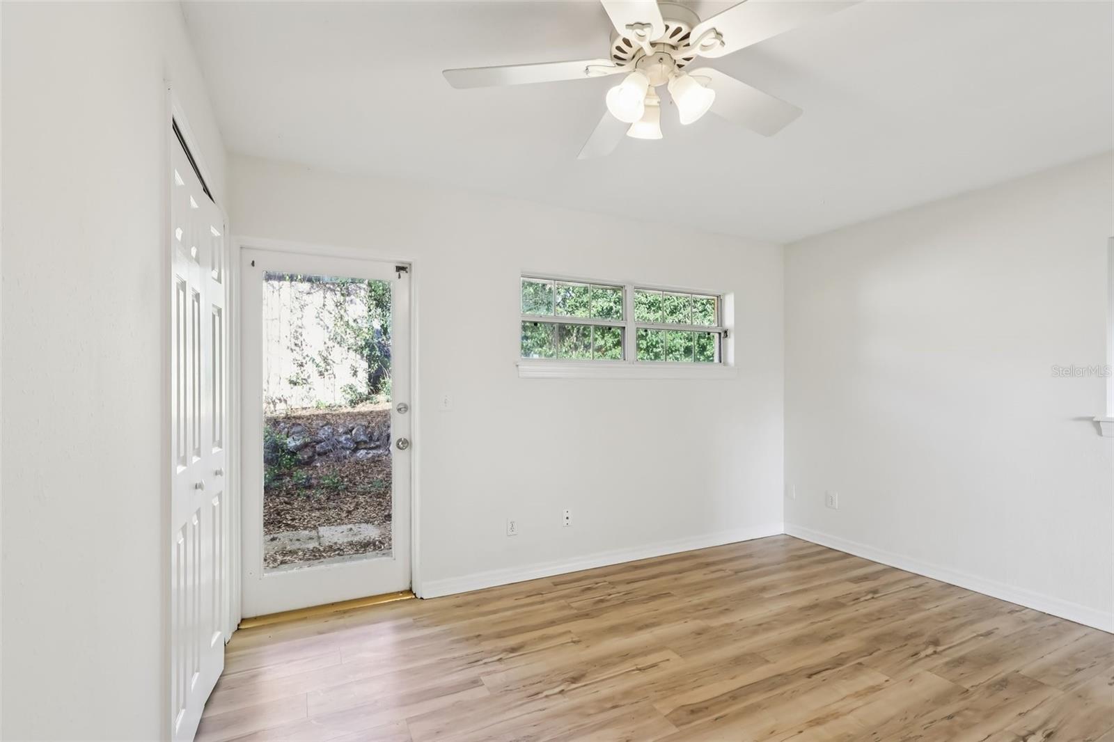 Image 34 of 43 For 131 Palmetto Avenue