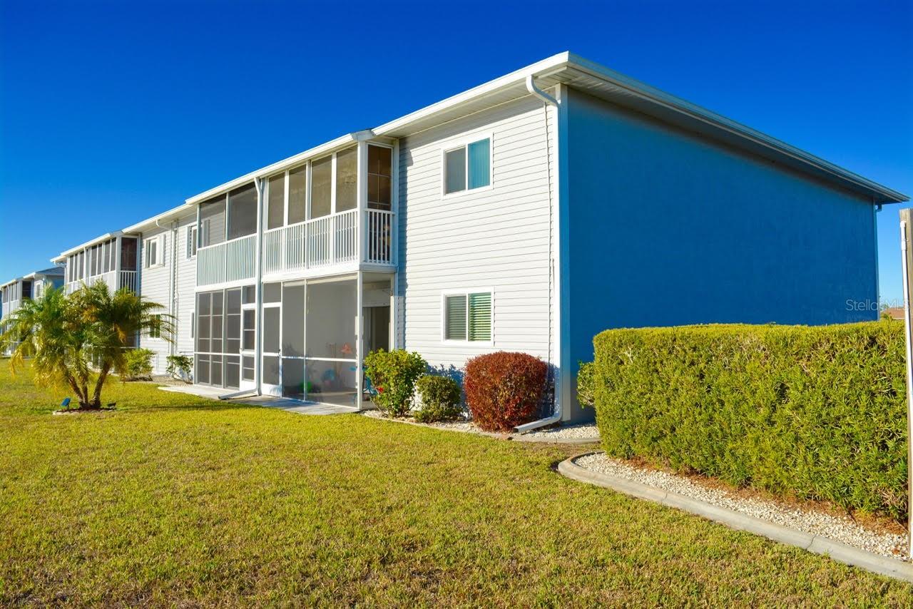 Image 31 of 43 For 12274 Egret Circle 2705