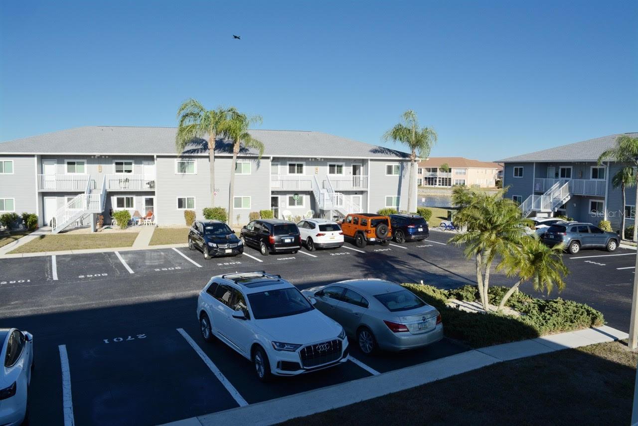 Image 37 of 43 For 12274 Egret Circle 2705