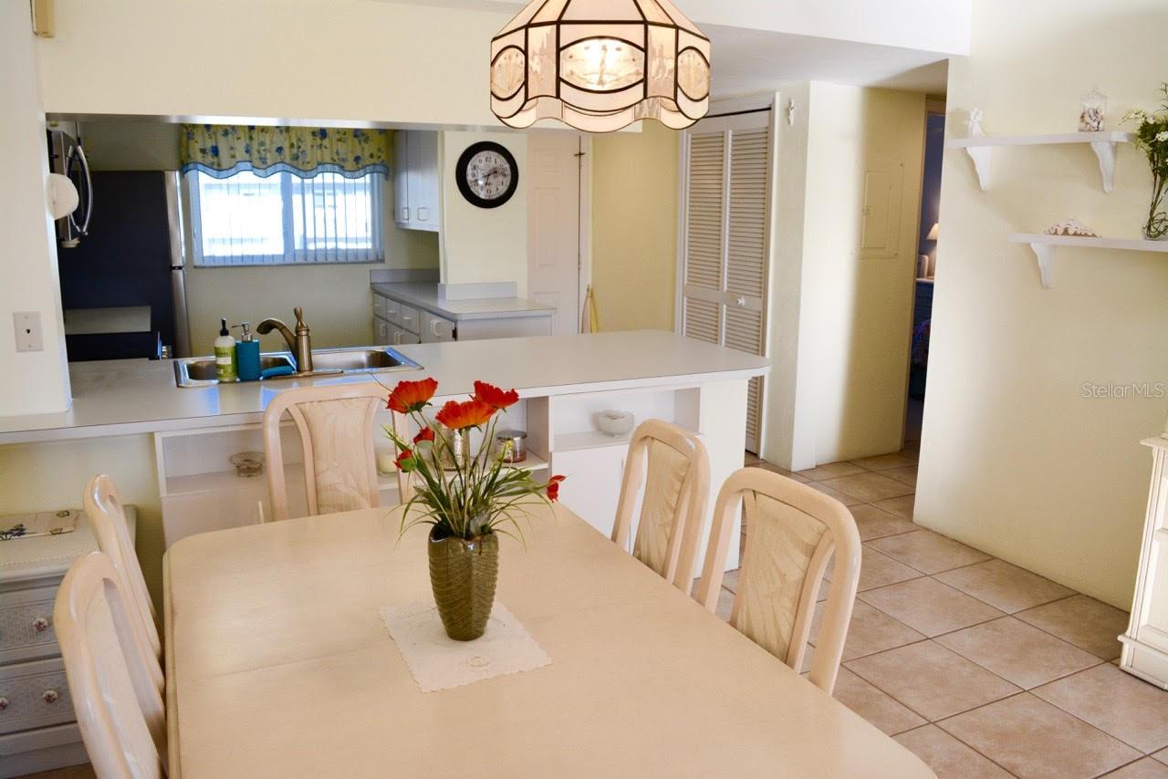 Image 9 of 43 For 12274 Egret Circle 2705