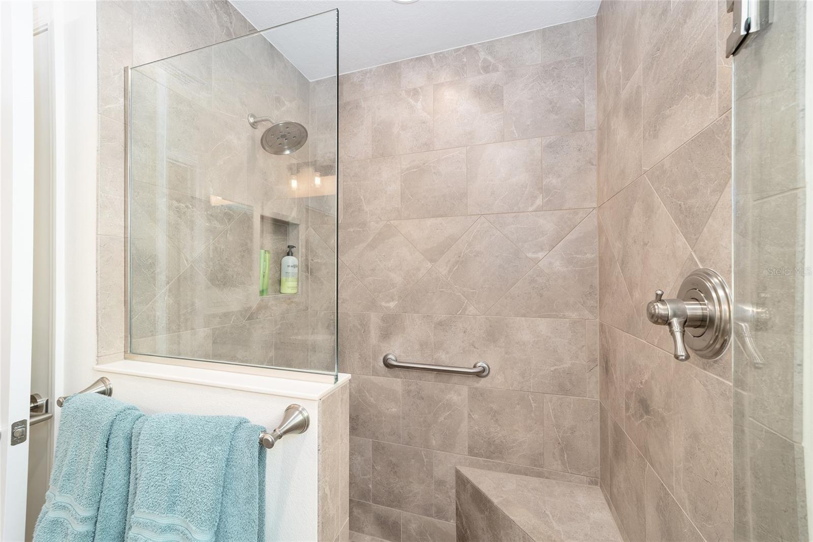 Image 36 of 76 For 2074 Biller Circle