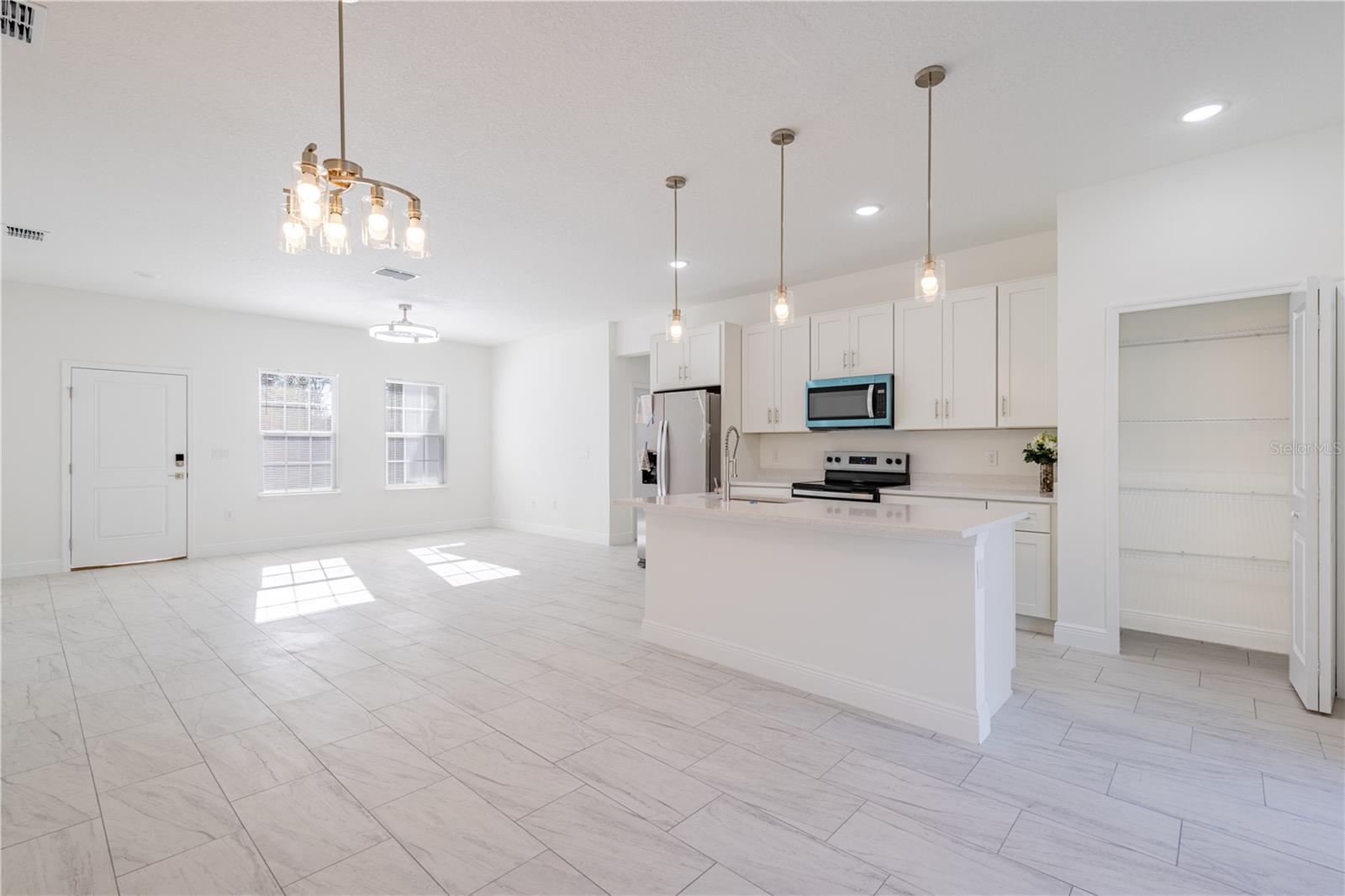 Image 7 of 45 For 9333 Samoa Way