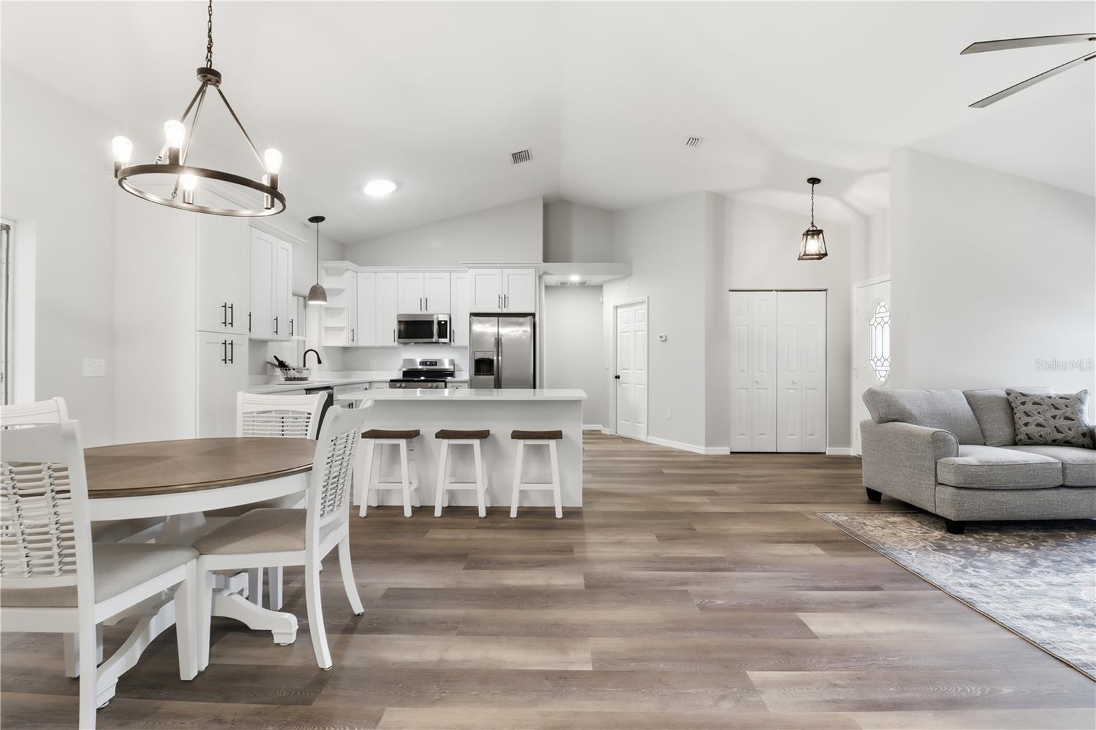 Image 18 of 46 For 1684 Olympia Street