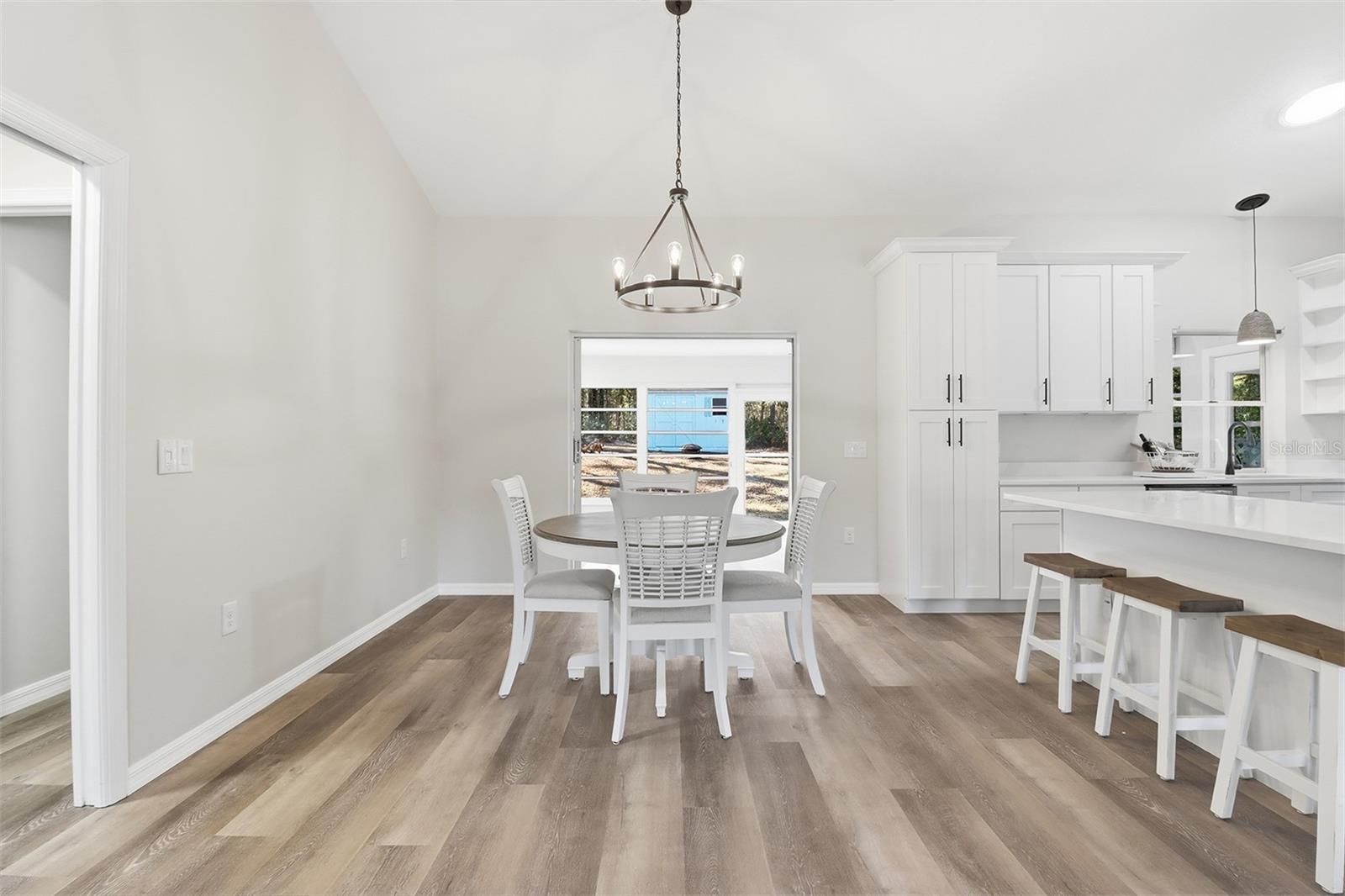 Image 21 of 46 For 1684 Olympia Street