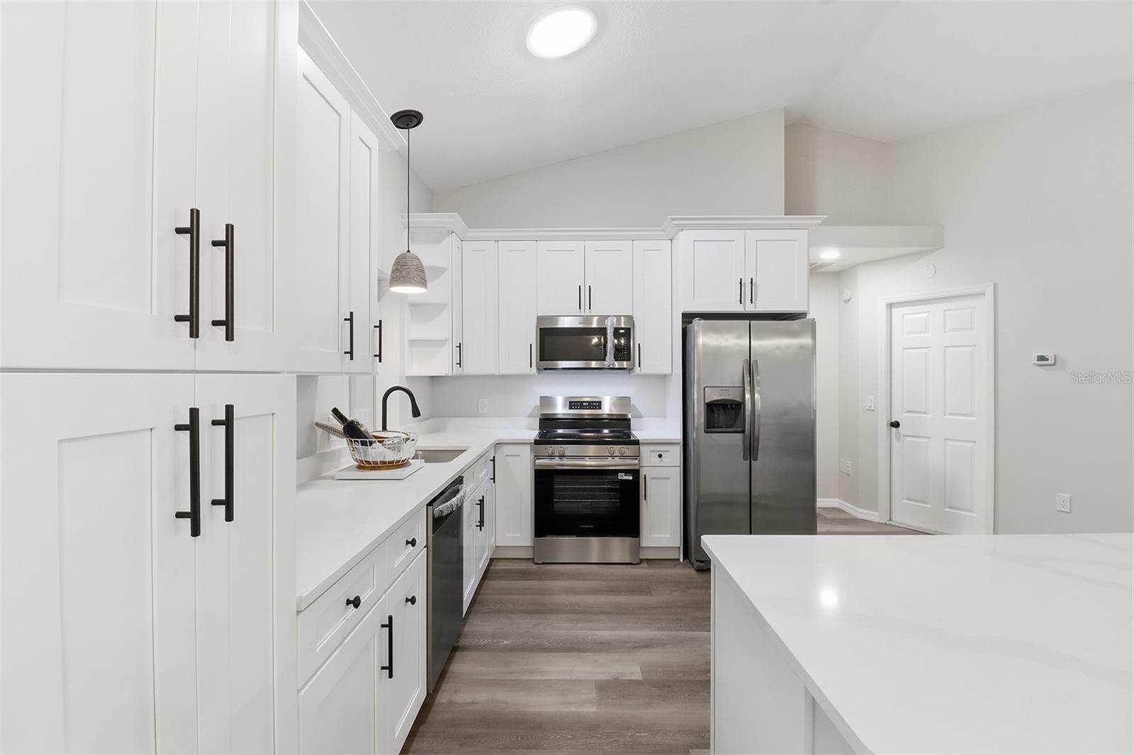 Image 26 of 46 For 1684 Olympia Street