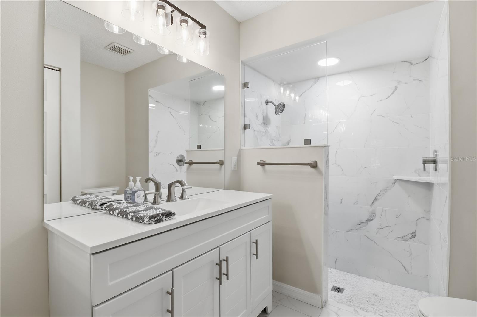 Image 33 of 46 For 1684 Olympia Street