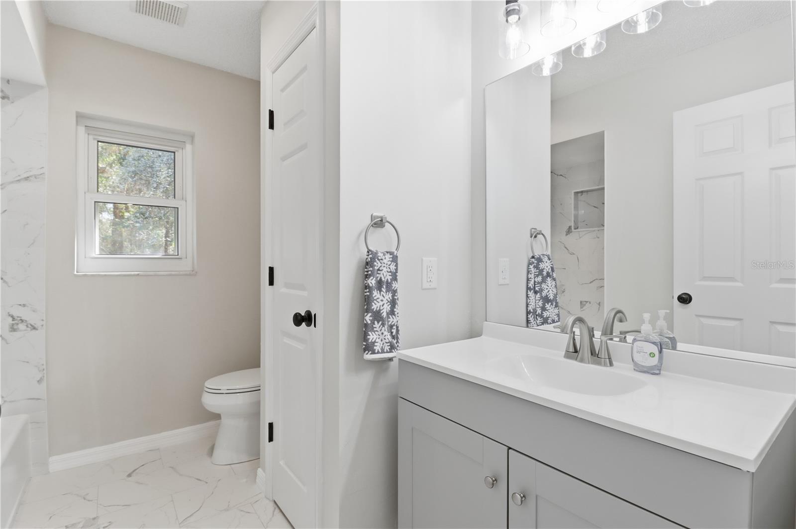 Image 36 of 46 For 1684 Olympia Street