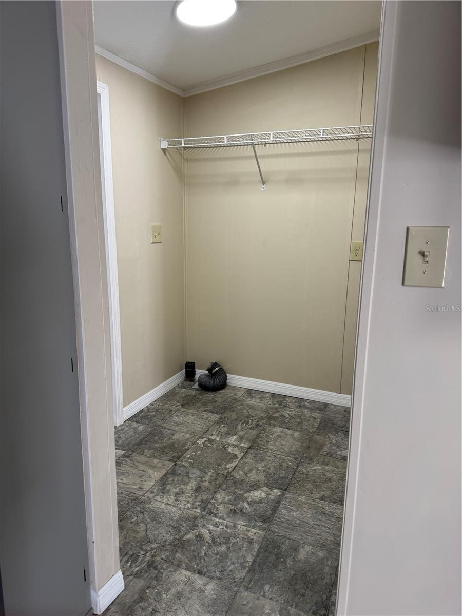 Image 18 of 20 For 5525 Evans Street