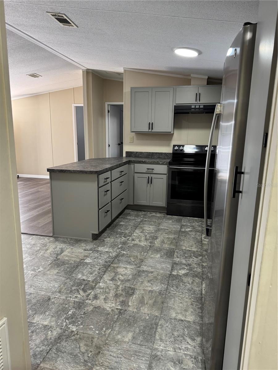 Image 7 of 20 For 5525 Evans Street