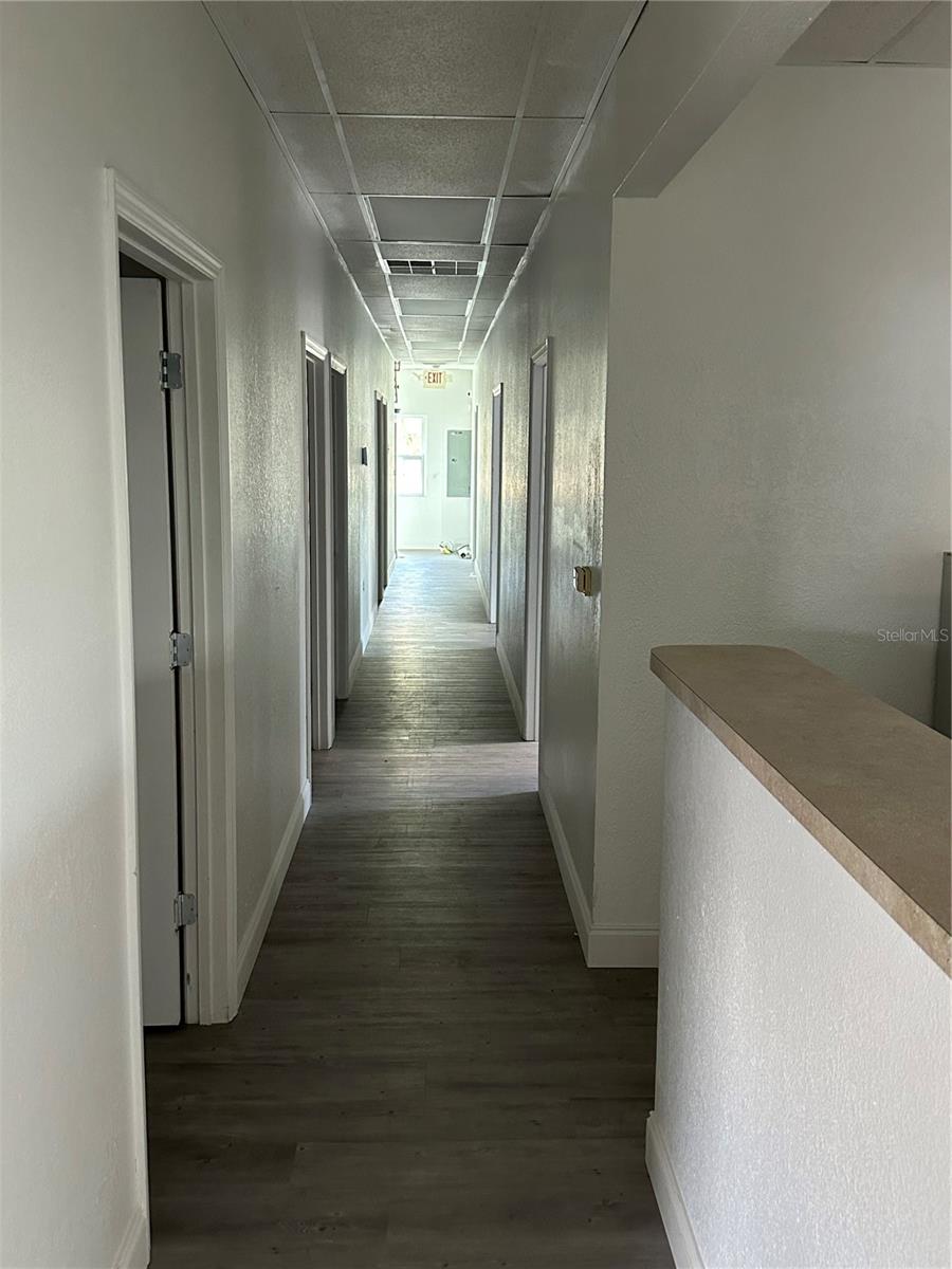 Image 11 of 24 For 401 North Boulevard