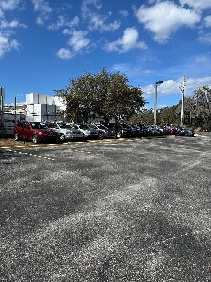 Image 8 of 24 For 401 North Boulevard