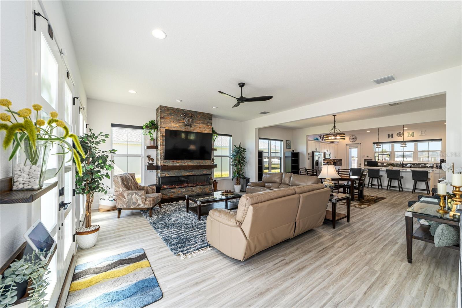 Image 16 of 97 For 2577 Zawacki Path