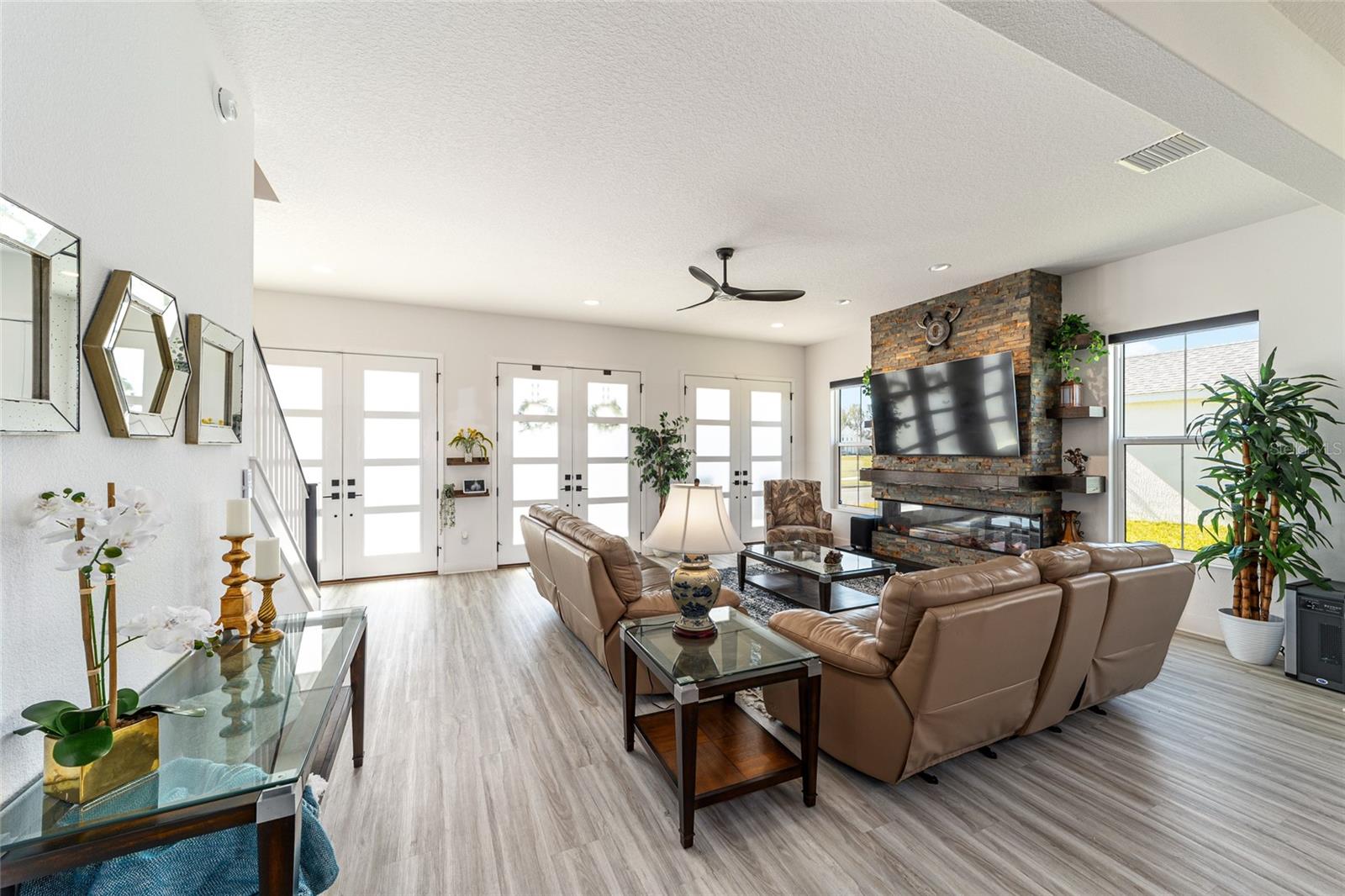 Image 18 of 97 For 2577 Zawacki Path