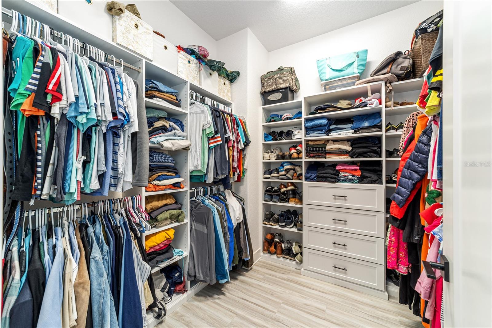 Image 40 of 97 For 2577 Zawacki Path