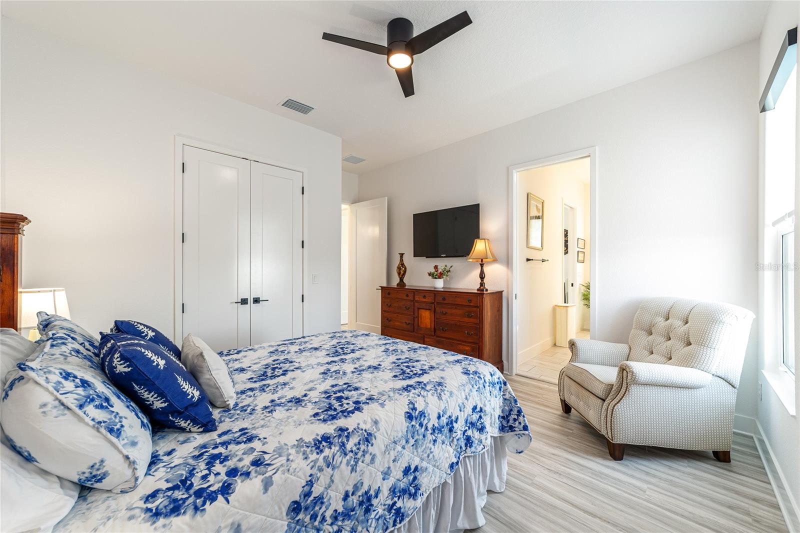 Image 54 of 97 For 2577 Zawacki Path