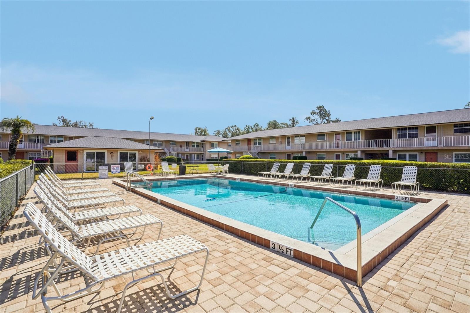 Image 20 of 68 For 1100 Caroline Street 106