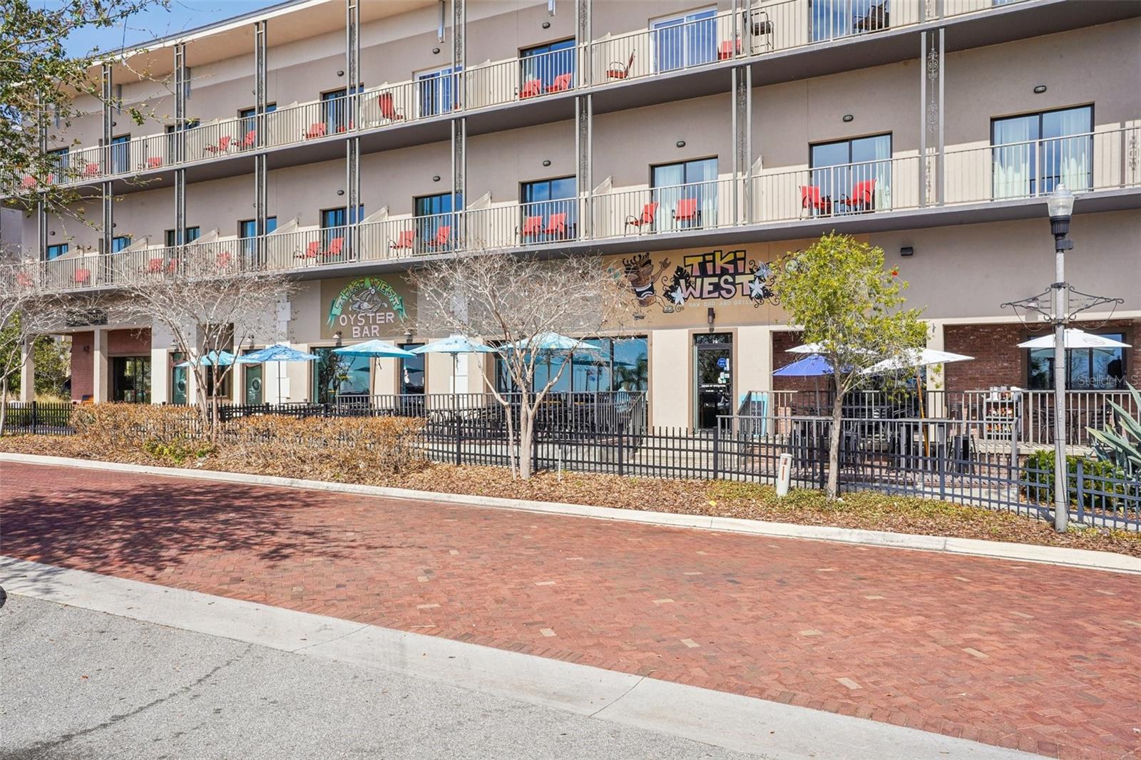 Image 34 of 68 For 1100 Caroline Street 106