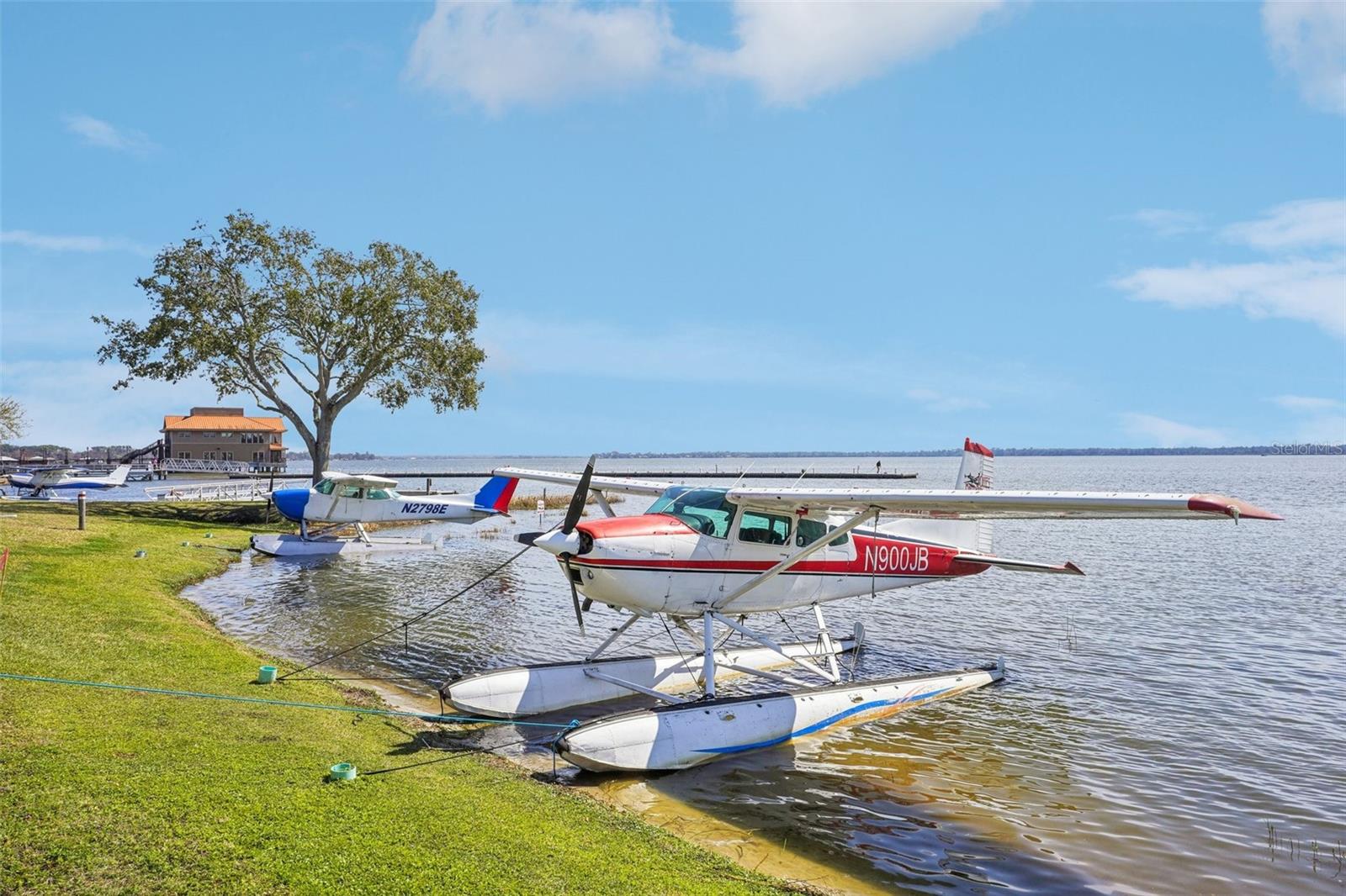 Image 44 of 68 For 1100 Caroline Street 106