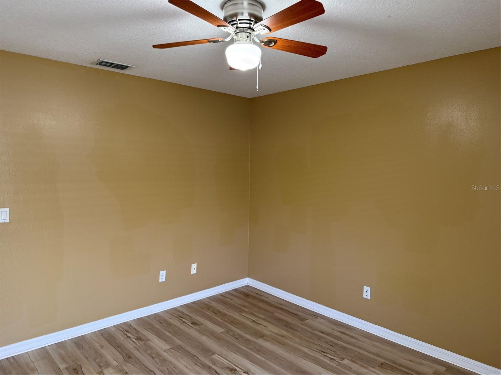 Image 12 of 27 For 1048 Princeton Drive