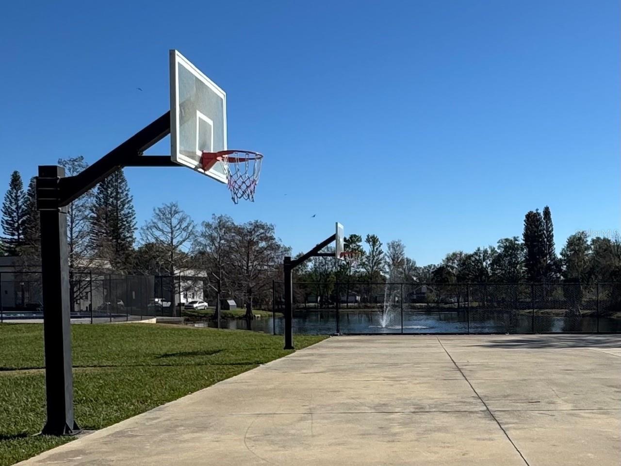 Image 36 of 39 For 87 Windtree Lane K