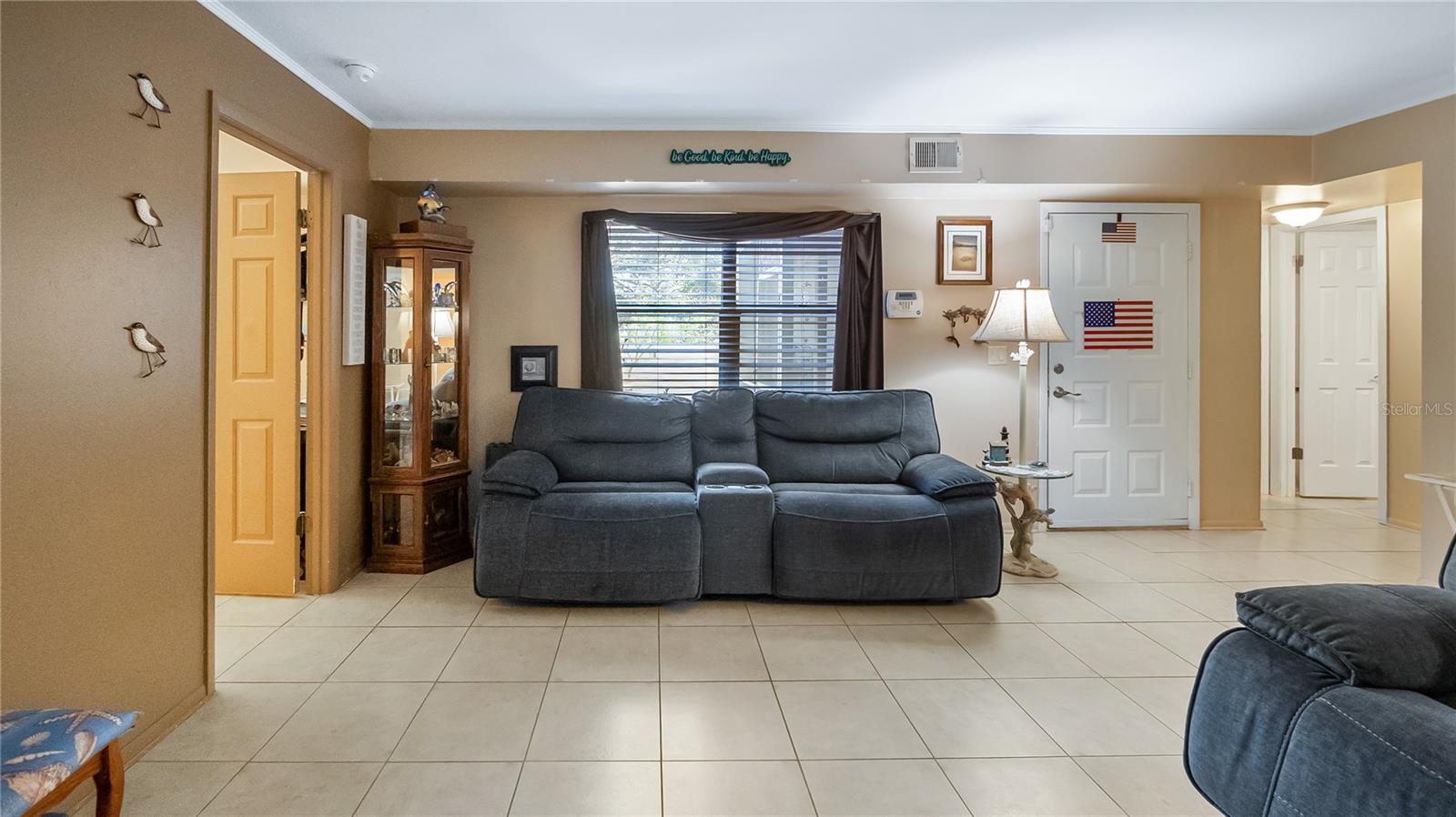 Image 7 of 39 For 87 Windtree Lane K