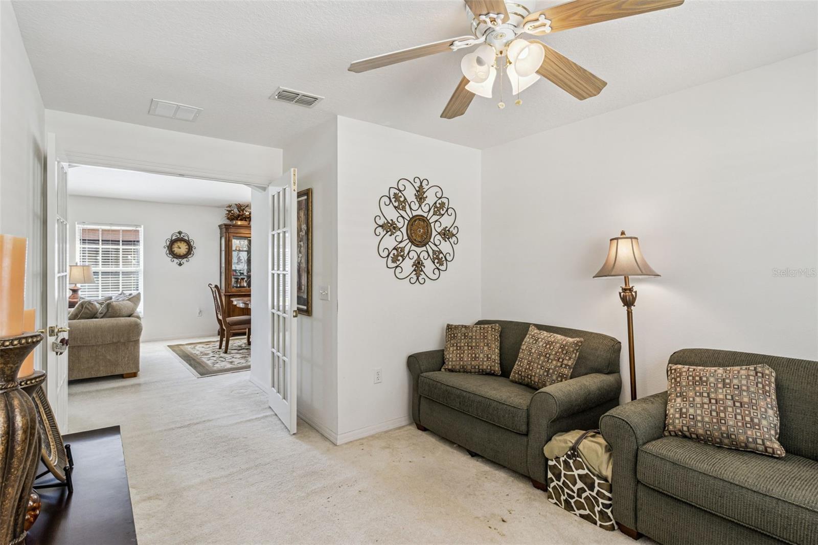 Image 12 of 64 For 524 Murano Drive