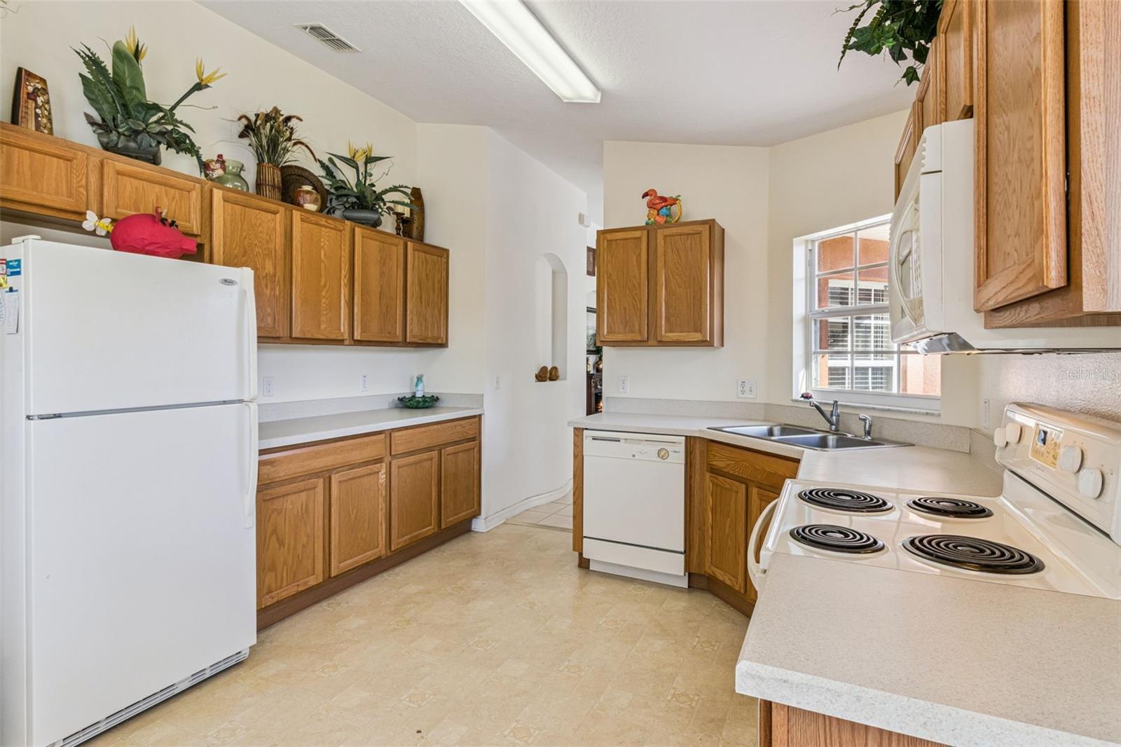 Image 20 of 64 For 524 Murano Drive