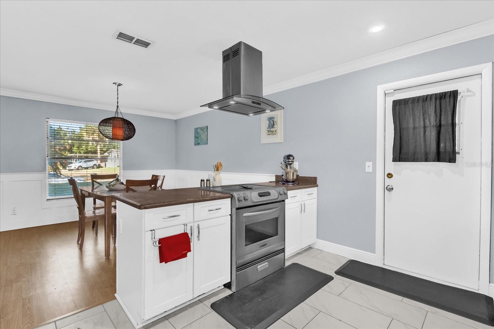 Image 9 of 30 For 4531 Raymar Drive