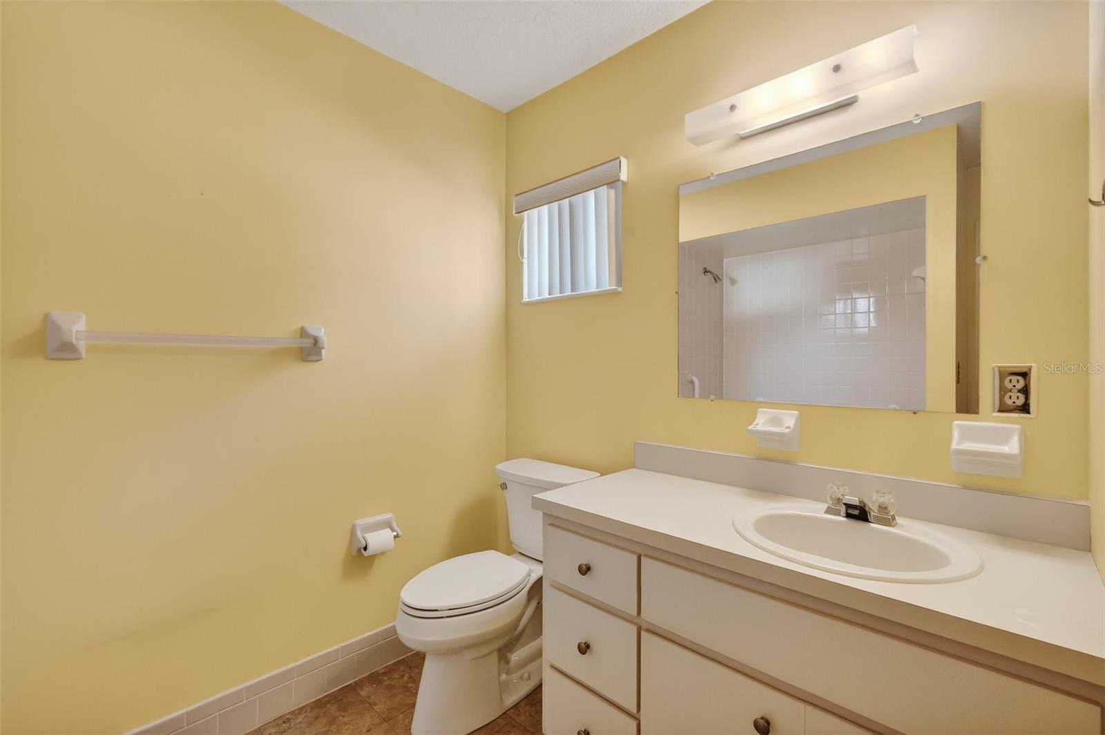 Image 15 of 22 For 17945 104th Terrace