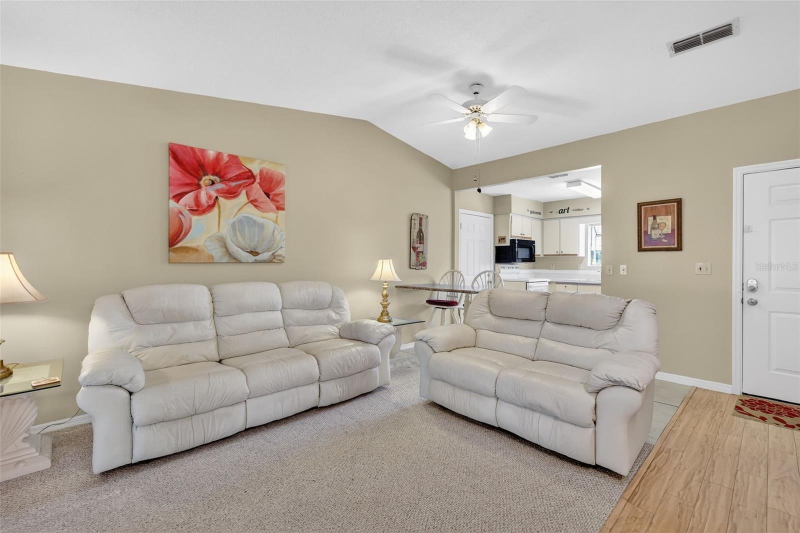 Image 5 of 22 For 17945 104th Terrace