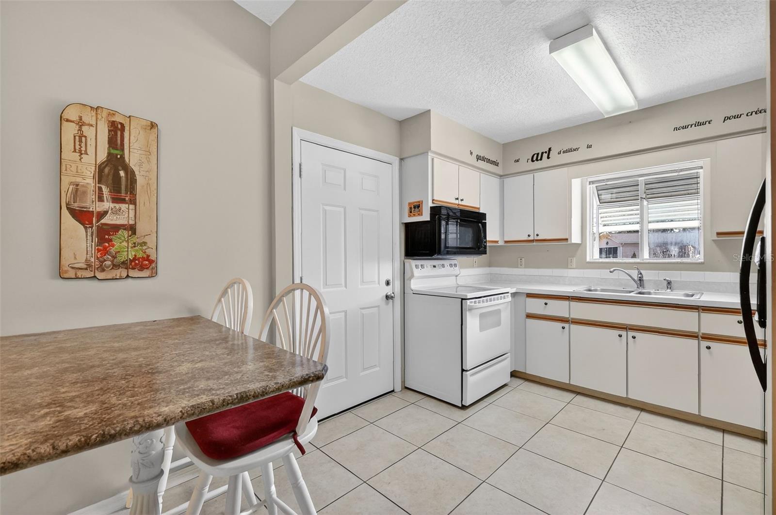 Image 7 of 22 For 17945 104th Terrace