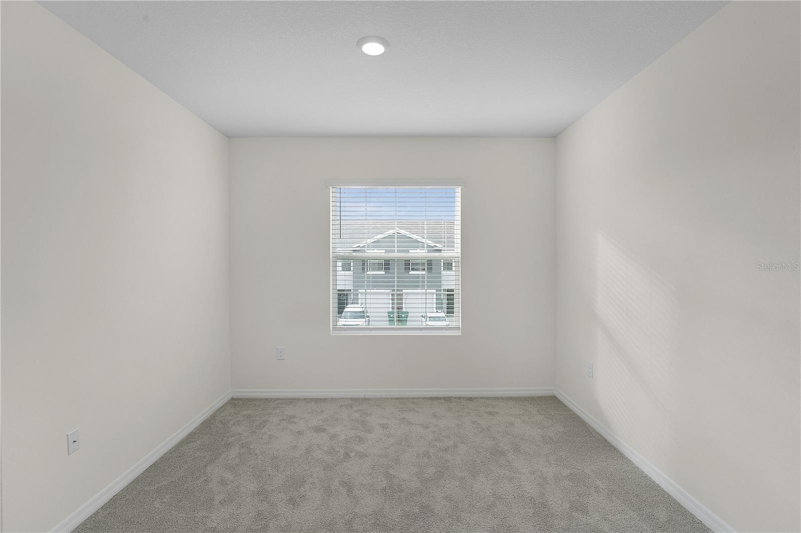 Image 10 of 15 For 5322 Dragon Fly Drive