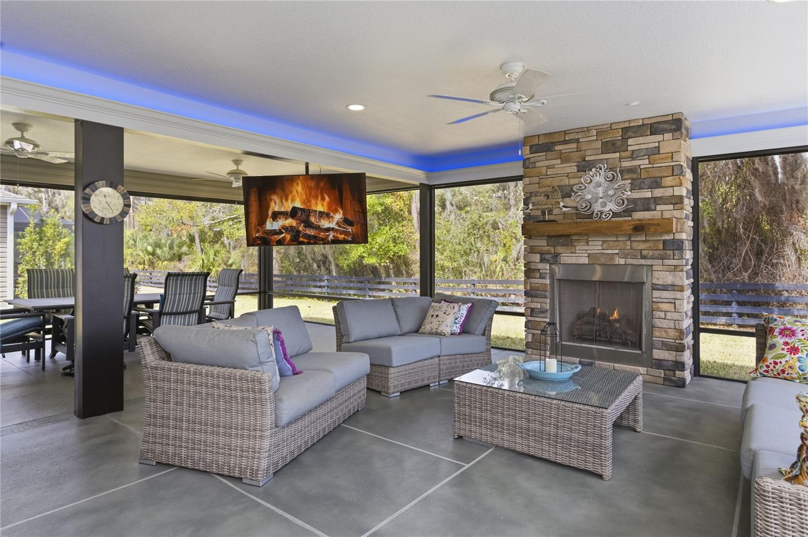 Image 14 of 40 For 4788 Rostas Way