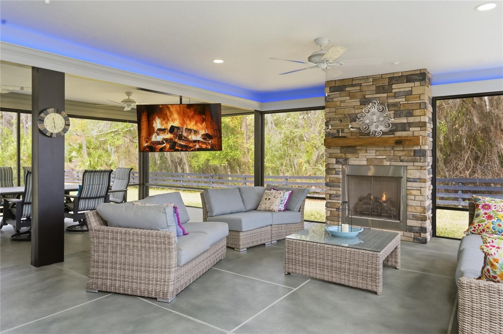 Image 6 of 40 For 4788 Rostas Way