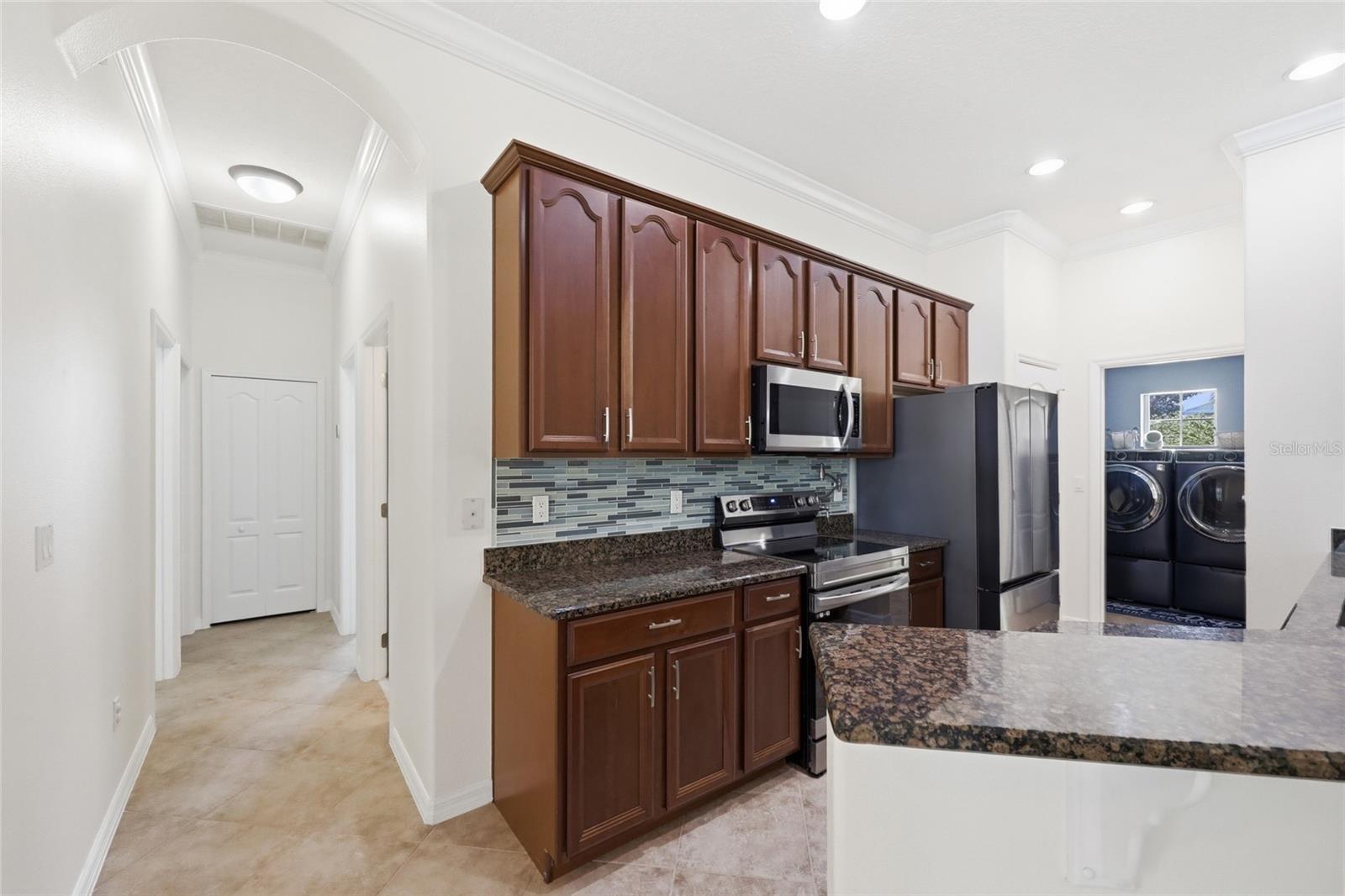 Image 12 of 54 For 3027 Chavez Avenue