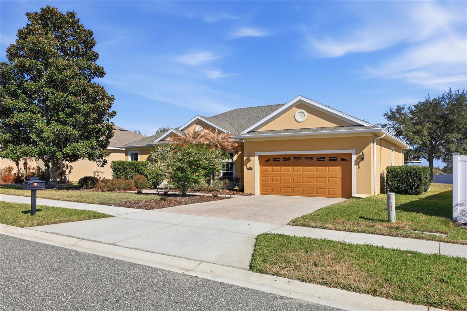 Image 3 of 54 For 3027 Chavez Avenue