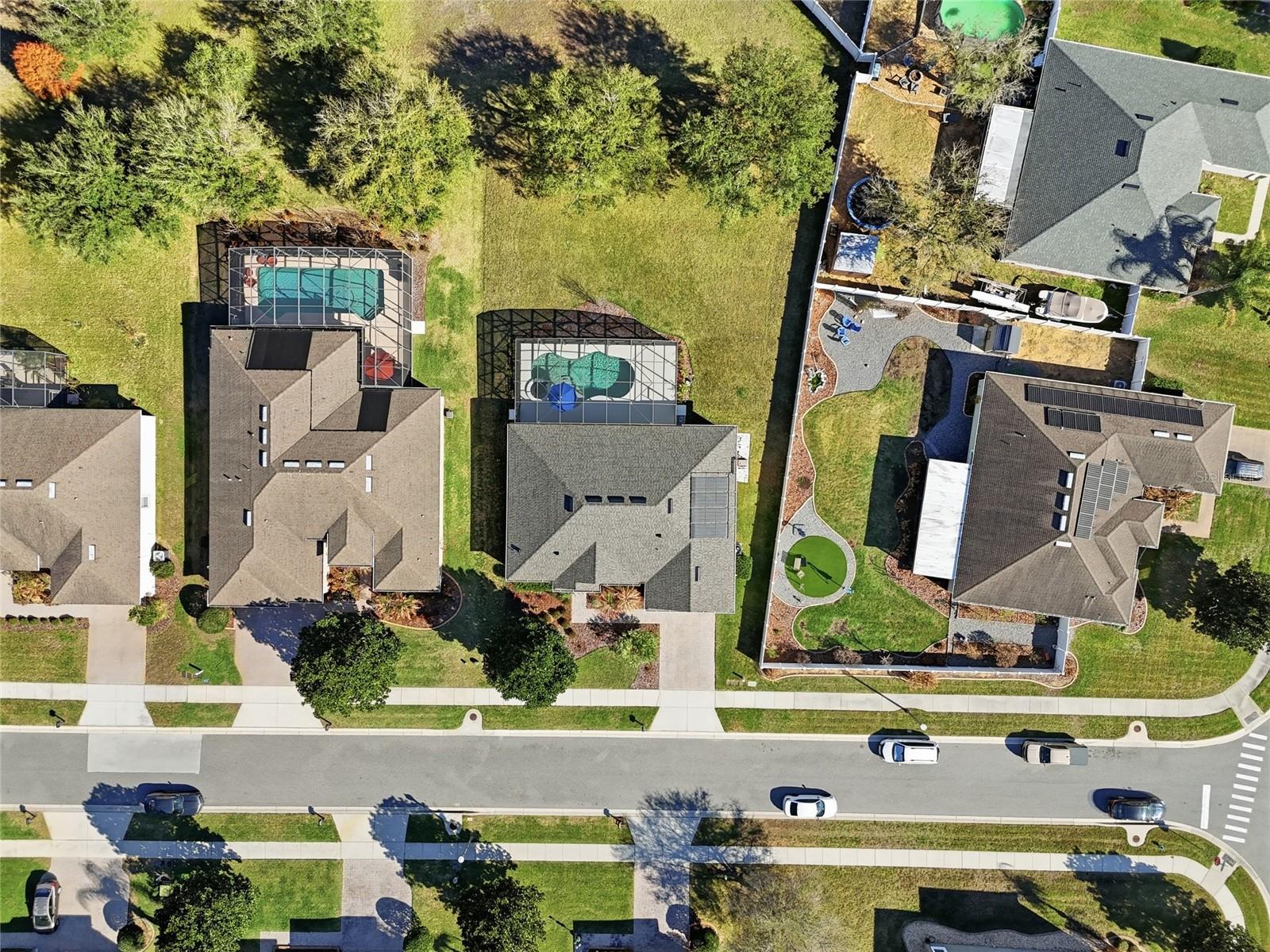 Image 41 of 54 For 3027 Chavez Avenue