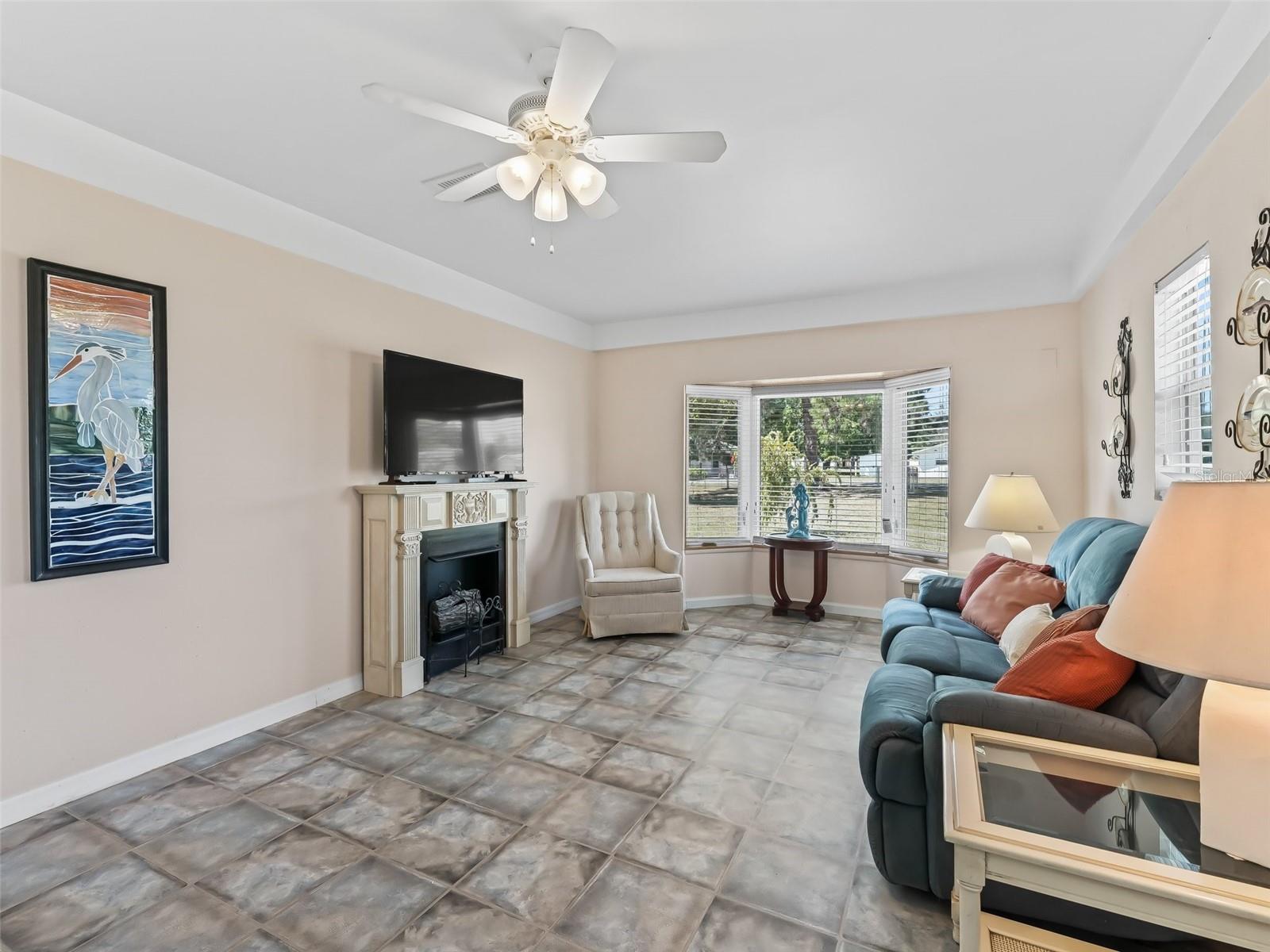 Image 4 of 56 For 34826 Learn Road