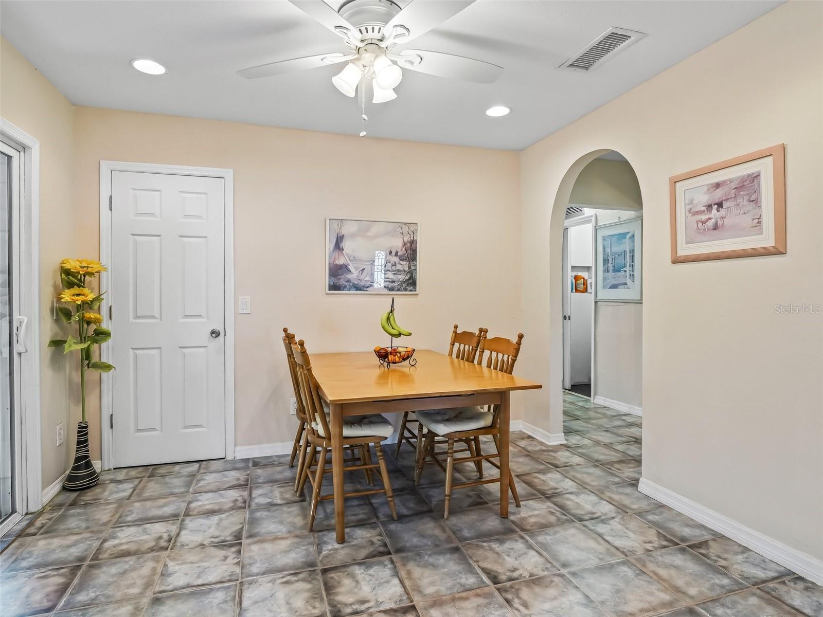 Image 9 of 56 For 34826 Learn Road