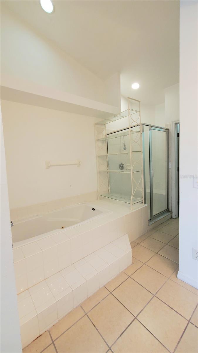 Image 25 of 32 For 225 Mango Drive