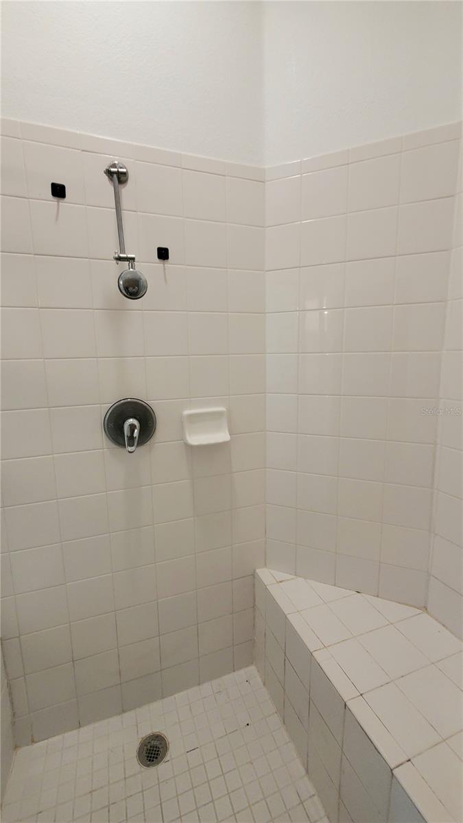 Image 26 of 32 For 225 Mango Drive