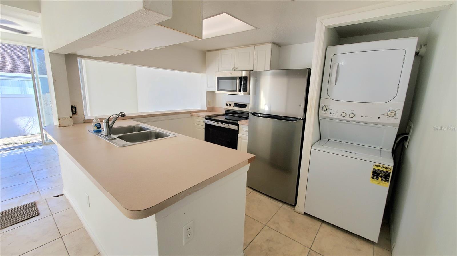 Image 3 of 32 For 225 Mango Drive