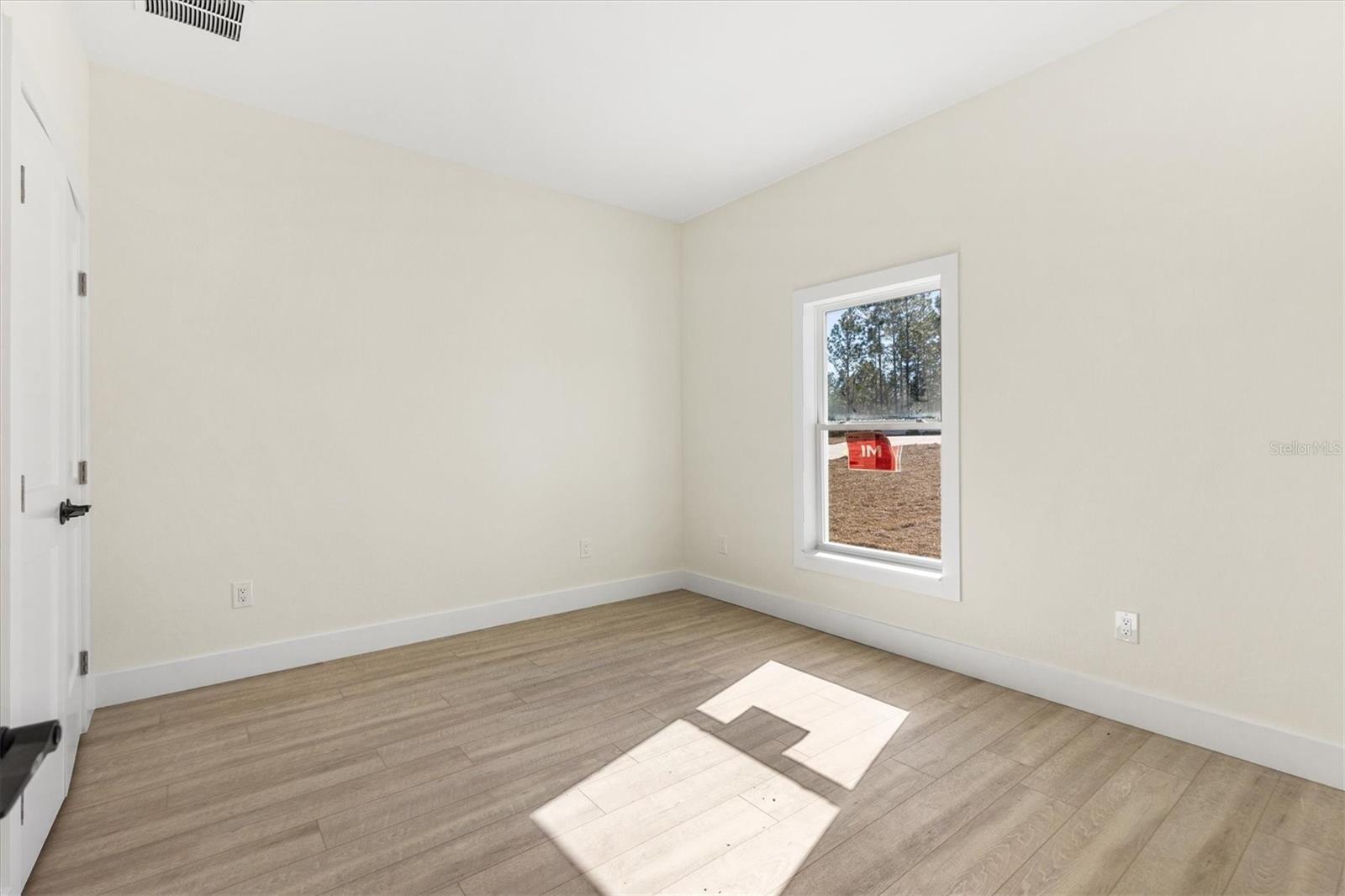 Image 8 of 14 For 1637 Co Rd 243a