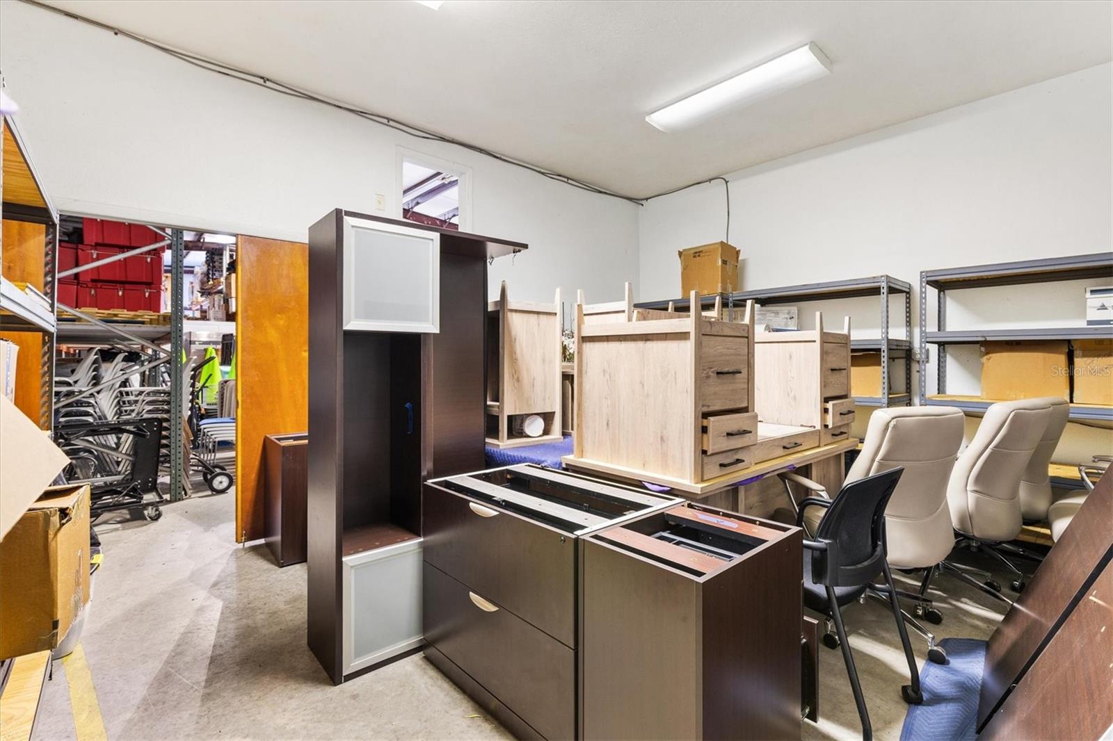 Image 10 of 26 For 118 Weber Avenue