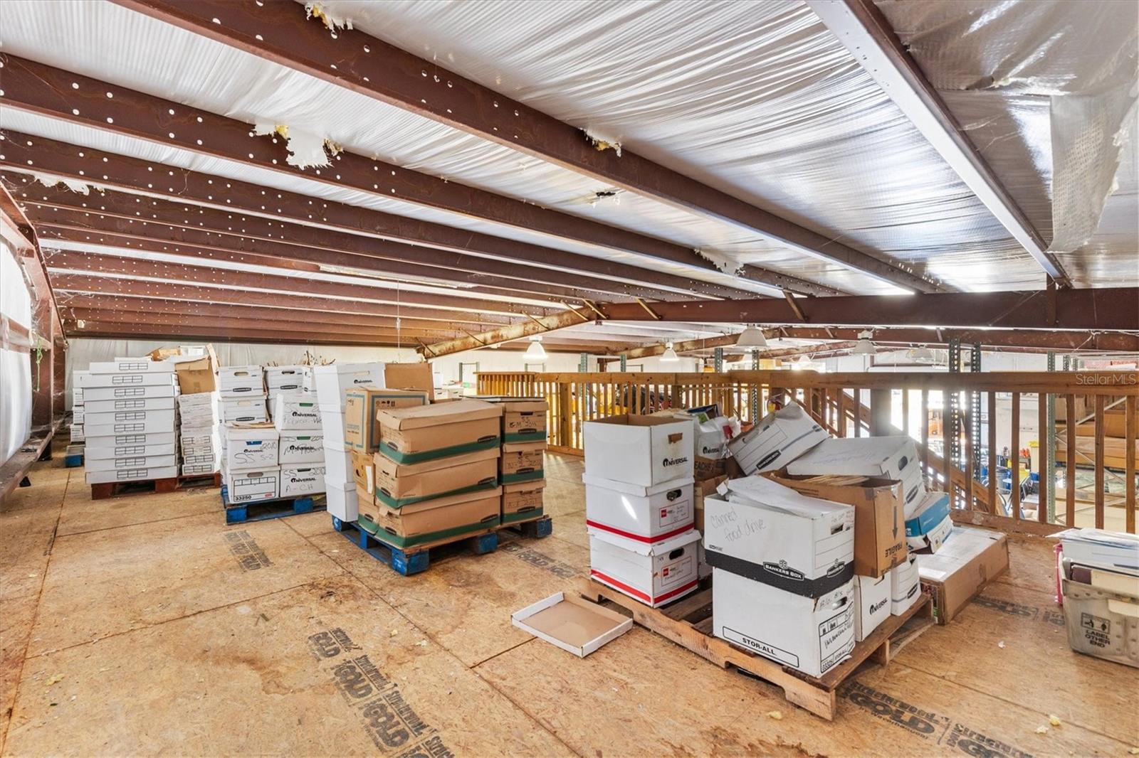 Image 14 of 26 For 118 Weber Avenue